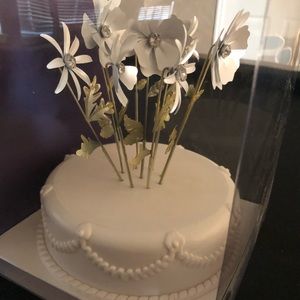 Wedding cake topper